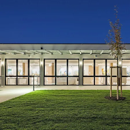 Отель Steiermarkhof - Aus Holz Gebaut, Von Huegeln Gekuesst Грац