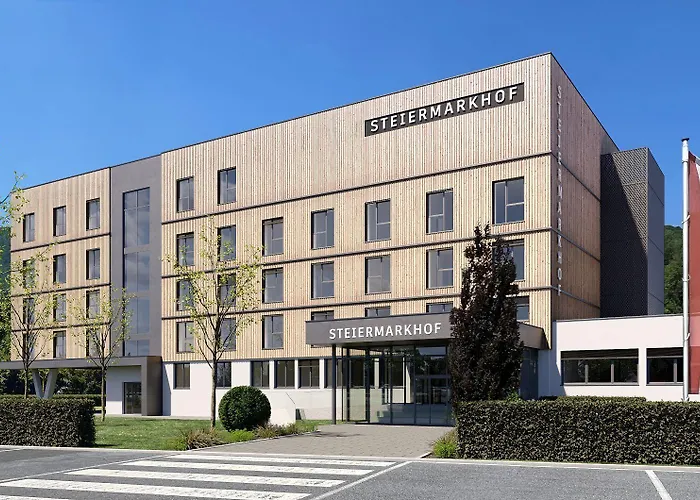 Steiermarkhof - Aus Holz Gebaut, Von Huegeln Gekuesst
