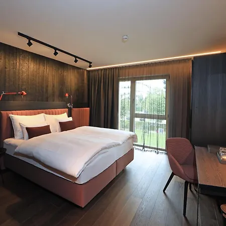 Steiermarkhof - Aus Holz Gebaut, Von Huegeln Gekuesst Hotel