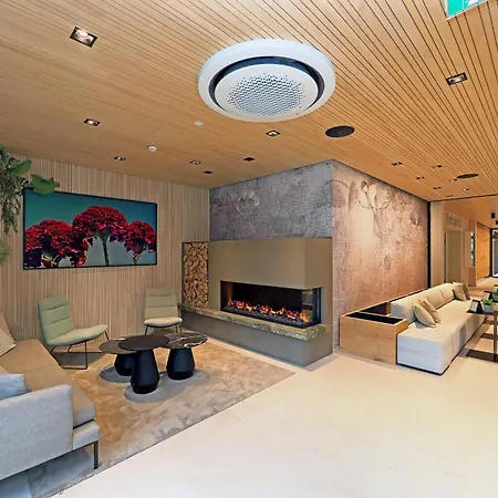 Steiermarkhof - Aus Holz Gebaut, Von Huegeln Gekuesst 4* Graz