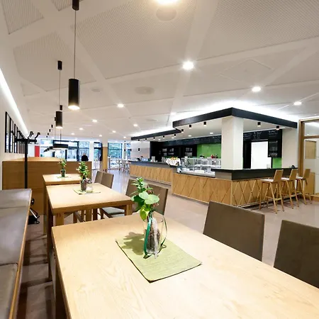 فندق Steiermarkhof - Aus Holz Gebaut, Von Huegeln Gekuesst