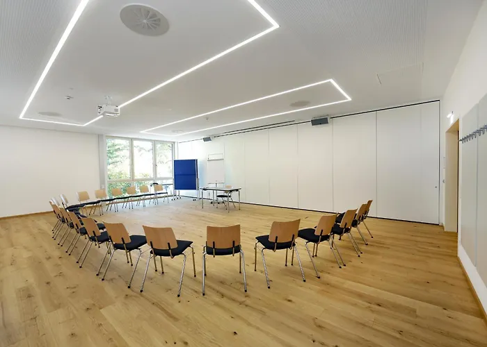 Steiermarkhof - Aus Holz Gebaut, Von Huegeln Gekuesst فندق