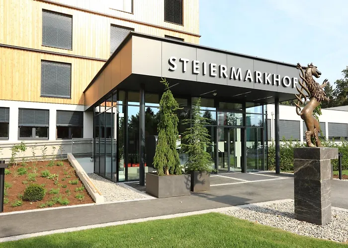 Steiermarkhof - Aus Holz Gebaut, Von Huegeln Gekuesst 4*