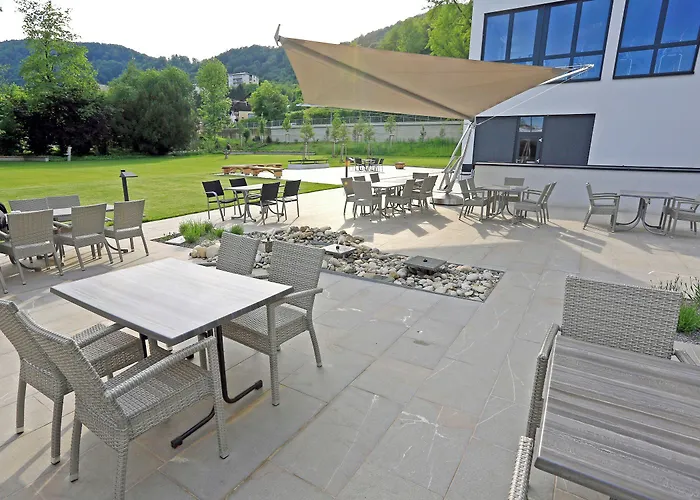 Steiermarkhof - Aus Holz Gebaut, Von Hügeln Geküsst Graz