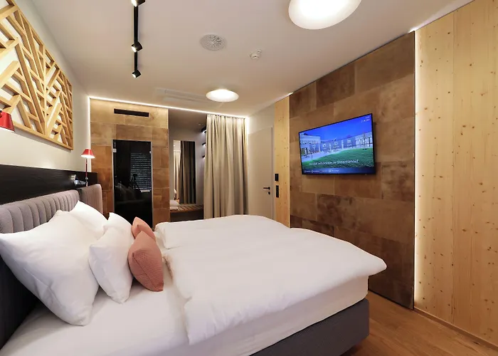 Hotel Steiermarkhof 4*