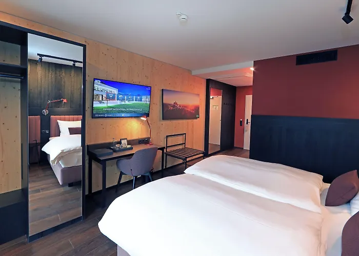 Steiermarkhof - Aus Holz Gebaut, Von Huegeln Gekuesst غراتس